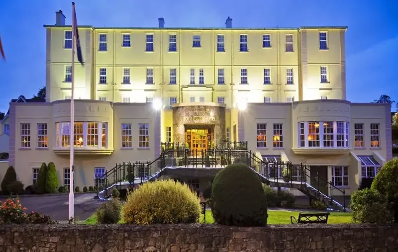 exterior view of Sligo Southern Hotel